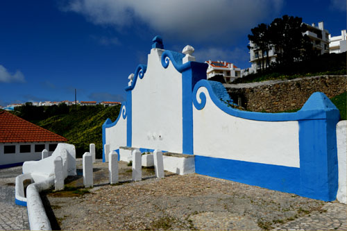 As Visitas obrigatórias que tens de fazer na Nazaré Fonte Antiga