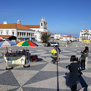 Visitas-Guiadas-na-Nazaré,-O-Melhor-da-Nazaré-Visita-Guiada,-Gonazaré-Guia-Turístico-da-Nazaré